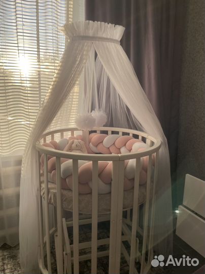 Балдахин на кроватку для новорожденного