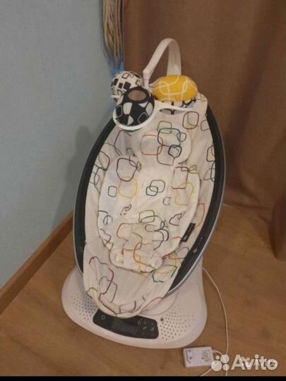 Электрокачели 4moms