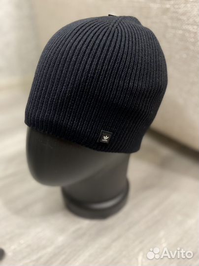 Шапка adidas черная на флисе