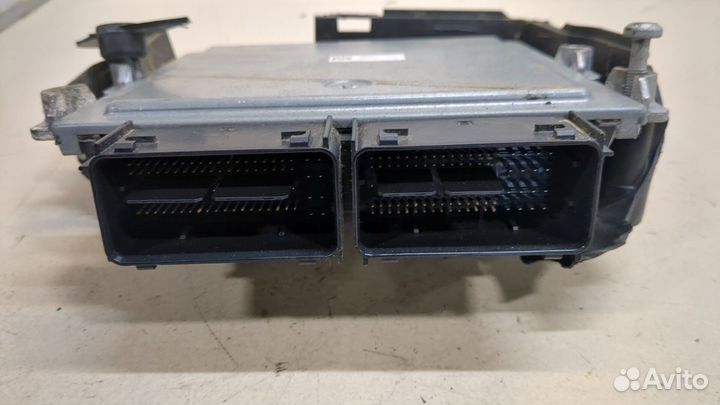 Блок управления двигателем Ford Escape