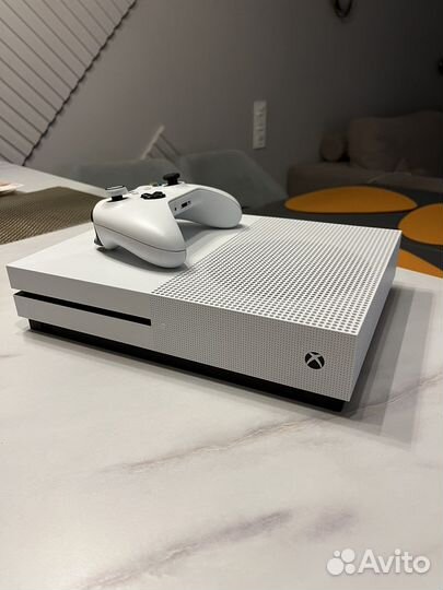 Xbox One S 1tb