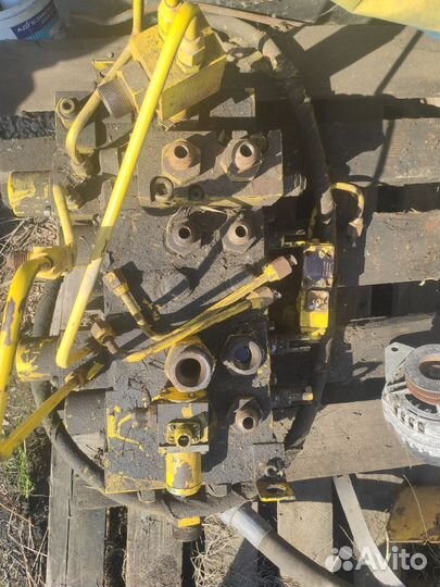 Гидрораспределитель для автокрана кс-45721