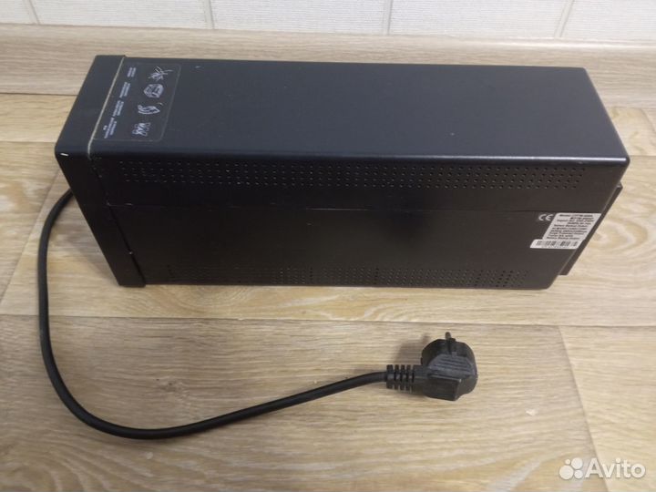 Источник бесперебойного питания powercom PTM-850AP