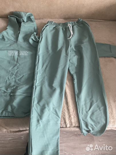 Спортивный костюм