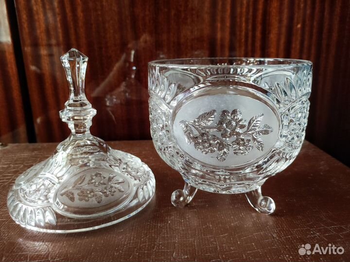 Хрустальная конфетница, бонбоньерка Югославия