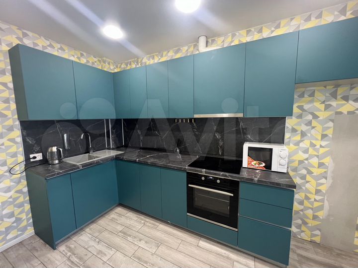 3-к. квартира, 65 м², 3/9 эт.