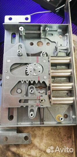 Вскрытие и взлом замков ремонт и установка