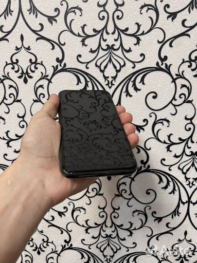 iPhone Xs, 64 ГБ