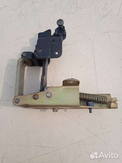 Ролик сдвижной двери Mitsubishi RVR Z N11W