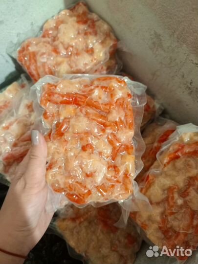 Салатное мясо Камчатского краба