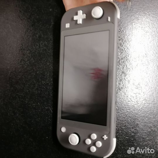 Портативная приставка Nintendo switch lite