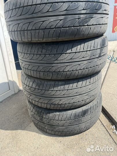 Dunlop SP Sport LM703 215/50 R17 27L