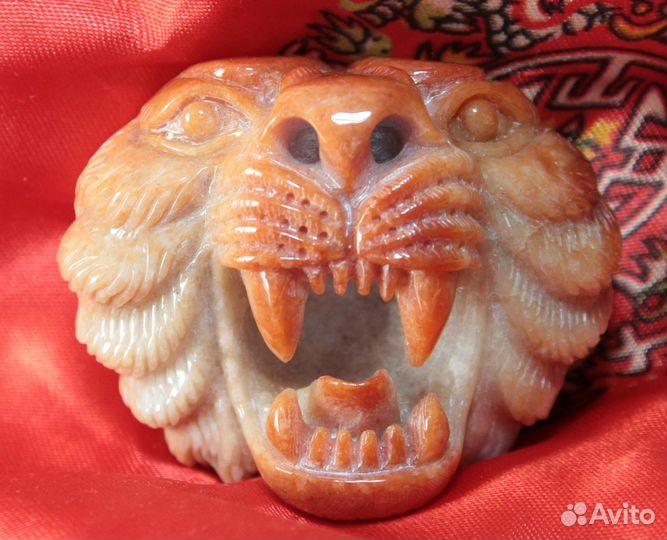 Нефрит Тигр