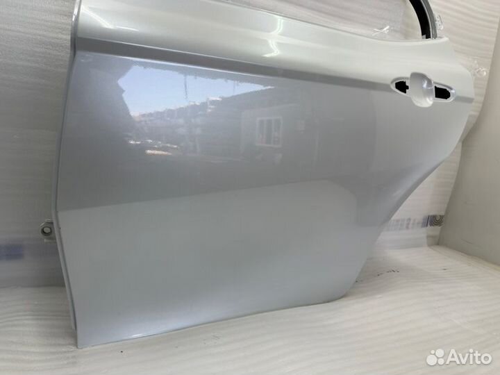 Дверь задняя левая Toyota Camry V70/V75 2017-2023