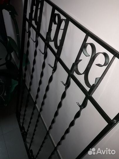 Стальная кованная вешалка с крючками (Доставка)