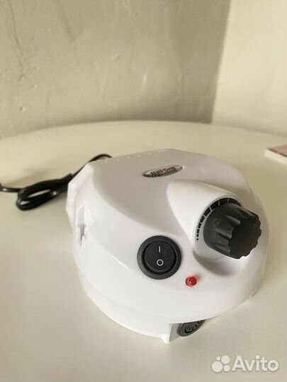 Аппарат для маникюра и педикюра