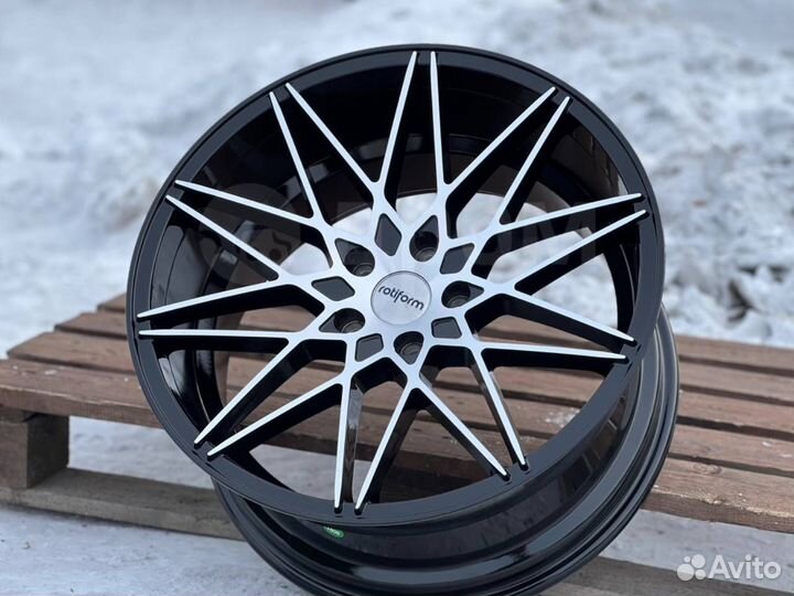 Новые диски R18 5x14/3 Rotiform koko kuture BLQ