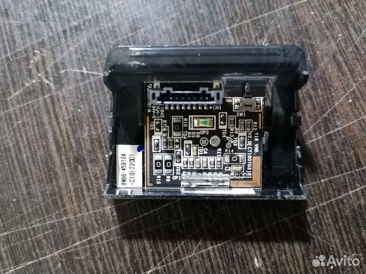 Телевизор Samsung UE40NU7120U на запчасти