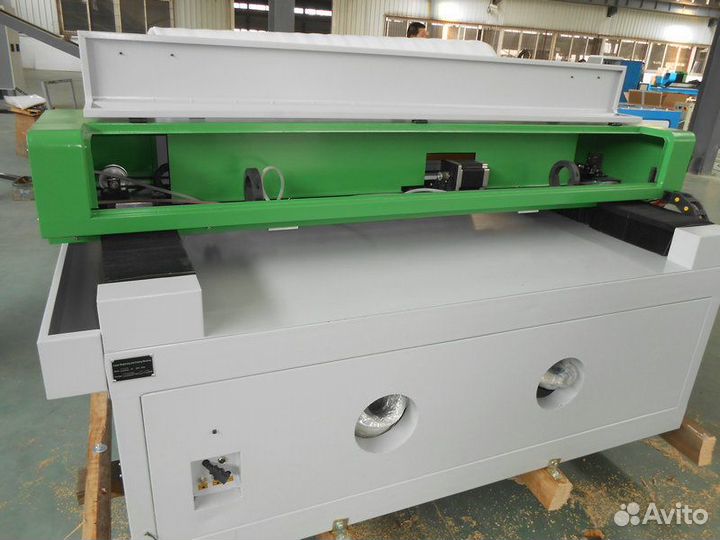 Лазерно-гравировальный станок с чпу LS WL 1325