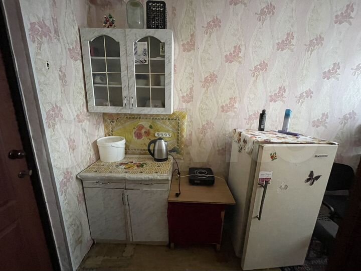 Комната 10 м² в 1-к., 1/2 эт.
