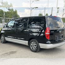 Hyundai H-1 2.5 AT, 2019, 39 725 км, с пробегом, цена 2 494 000 руб.