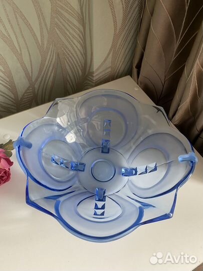 Ваза для фруктов голубое стекло