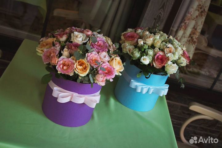 Цветы в коробке, 51 роза в коробке, букет роз