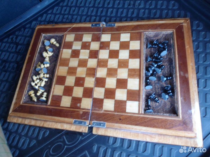 Шахматы карболитовые СССР и деревянные