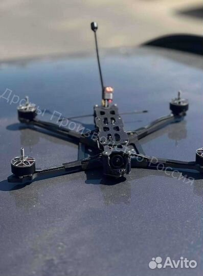 Квaдрoкoптеp FPV Рiranha 7 и 10 ''