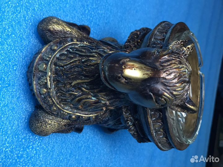 Пепельница в форме верблюда