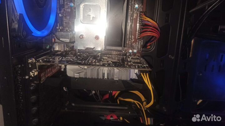 Видеокарта GTX 1060 3GB
