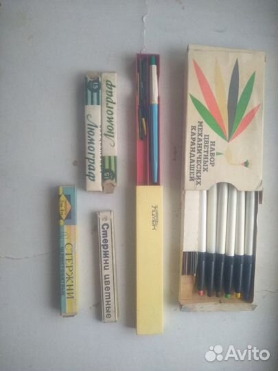 Ручки перьевые-шариковые времён СССР