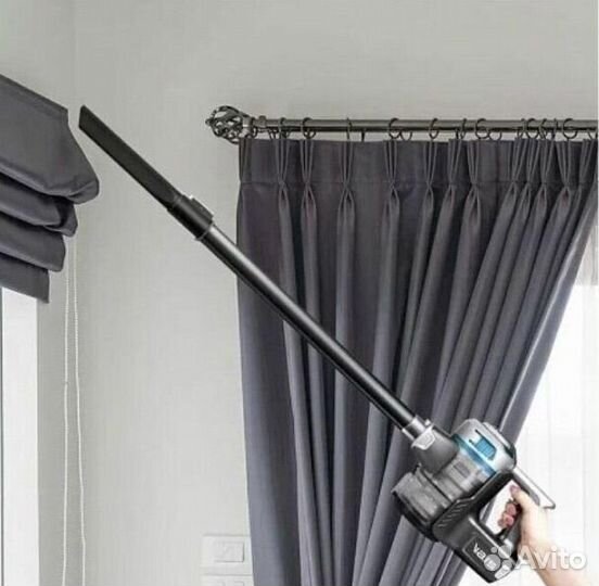 Пылесос вертикальный Redmond RV-UR380 серый