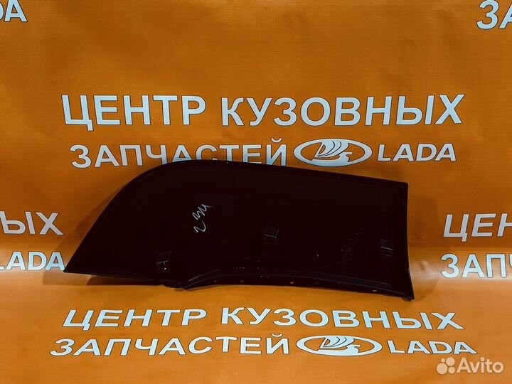 Молдинг заднего крыла левый niva Travel
