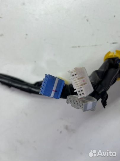 Проводка багажника задняя Toyota Land Cruiser 200