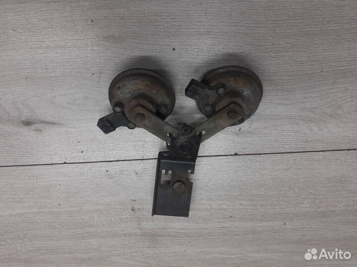 Сигнал звуковой (клаксон) Renault