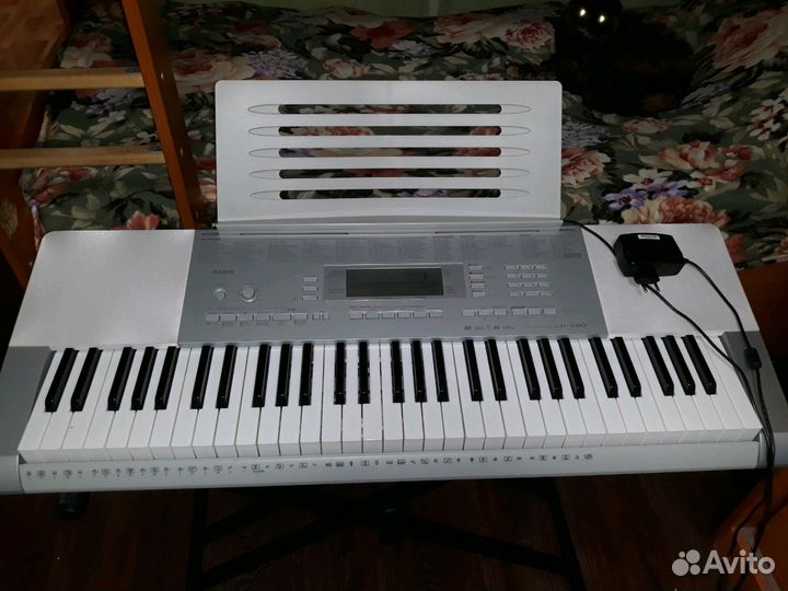 Синтезатор casio