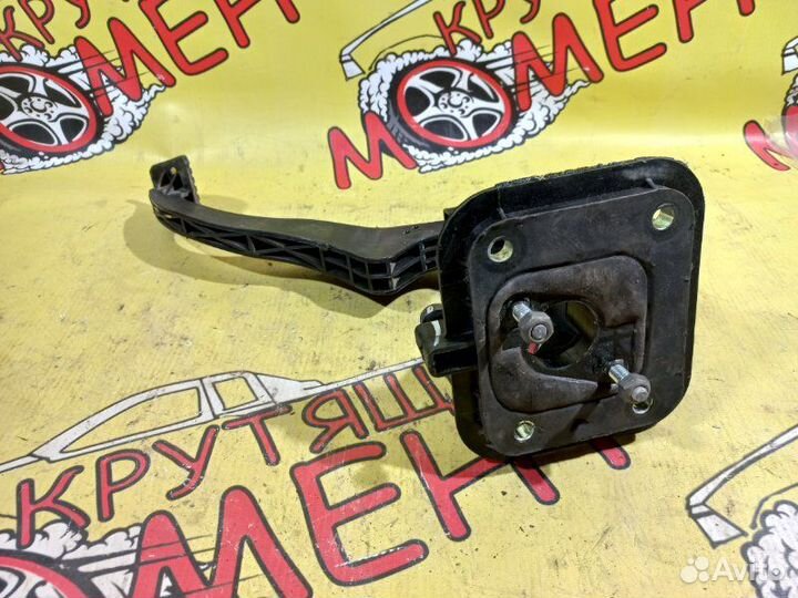 Педаль сцепления Chevrolet Lacetti седан 1.4 F14D3