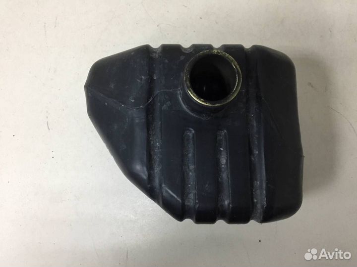 Резонатор воздушного фильтра Toyota Land Cruiser J