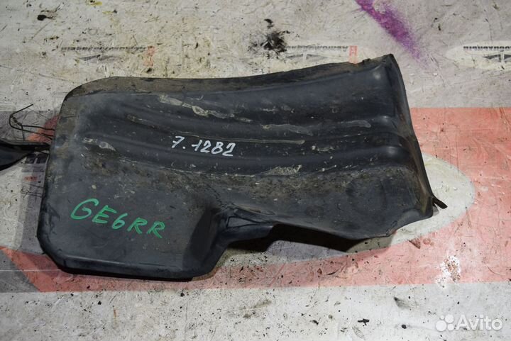 Подкрылок зад право c Honda Fit GE6 L13A