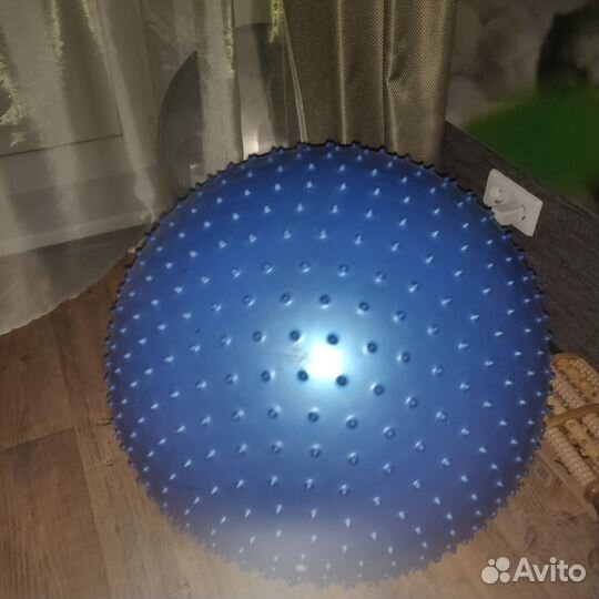 Гимнастический мяч