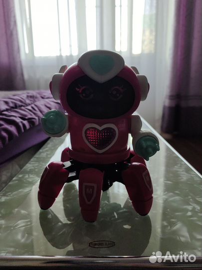 Игрушка робот