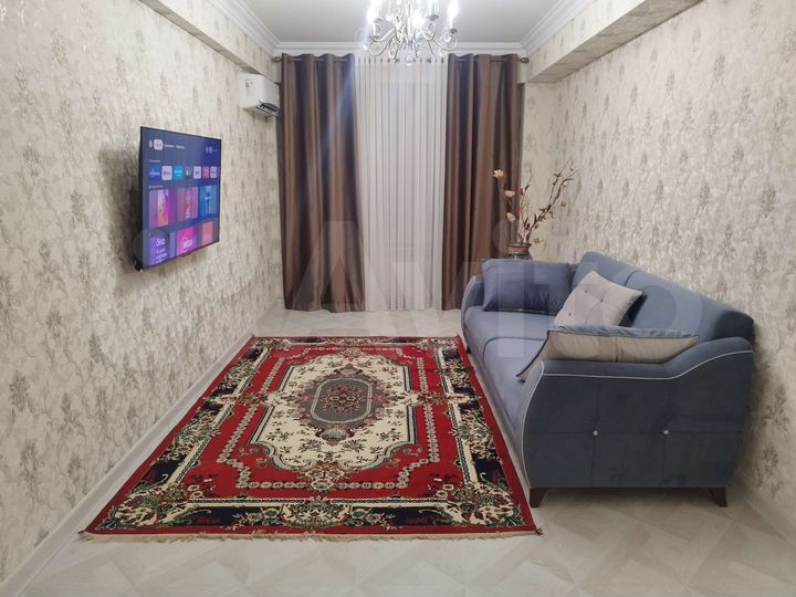 2-к. квартира, 75 м², 4/8 эт.