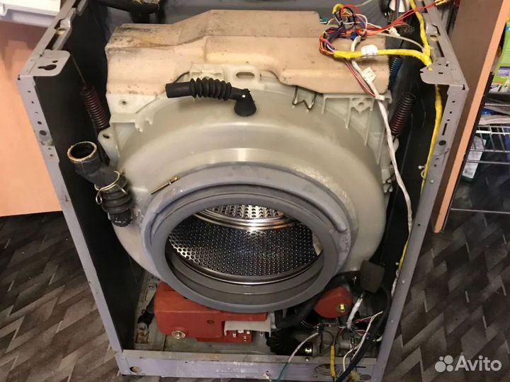 Ремонт стиральных машин и холодильников