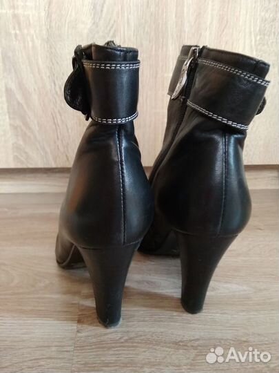Ботильоны женские на каблуке р. 36,5
