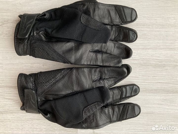 Перчатки BMW