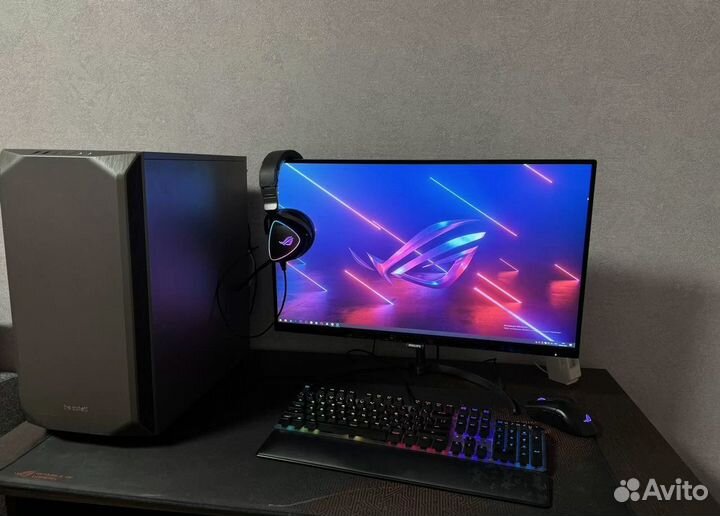 Монитор для компьютера Philips 27
