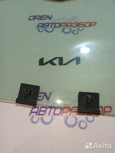 Стекло двери переднее левое Renault Kaptur 1.6 H4M