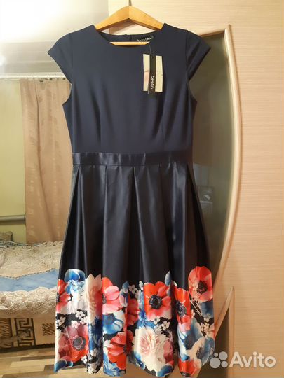 Платье женское