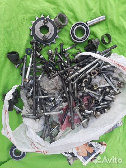 Запчасти для Honda Transalp 400